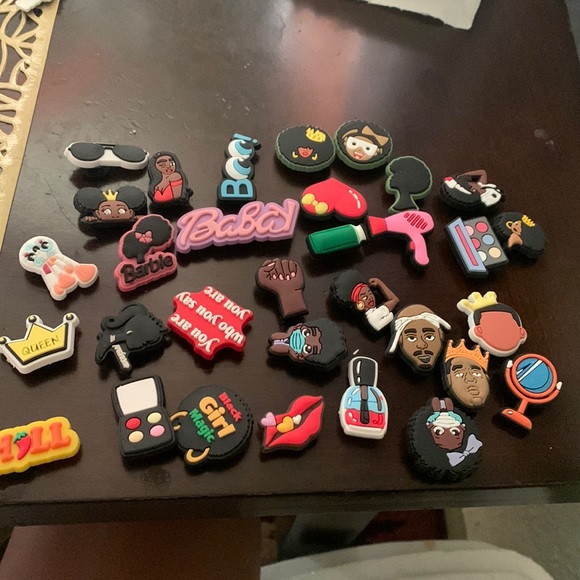 Croc Jibbitz - Picture 1 of 3